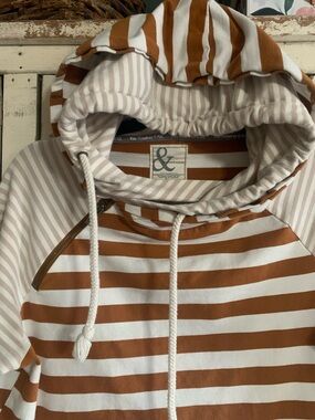Ampersand Avenue Lightweight Stretchy Hoodie Burnt Orange and Cream Ladies Large